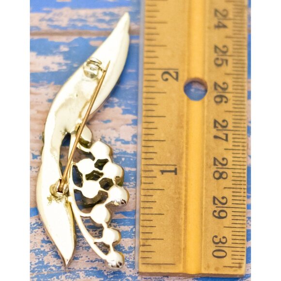 Vintage Elven Leaf Green Rhinestones Unique Brooch - L32 - Picture 2 of 2